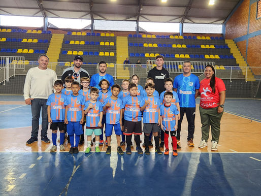 FUMTEC Inicia Entrega de Novos Uniformes para Alunos das Escolinhas Esportivas de Barra Velha