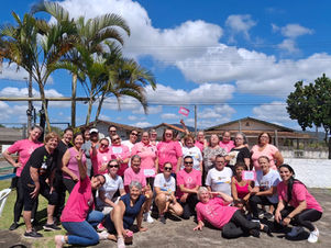 Academia da Saúde do bairro Pedras Brancas promove ação alusiva ao Outubro Rosa em Barra Velha