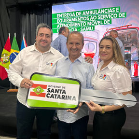 Barra Velha recebe ambulância para base do SAMU