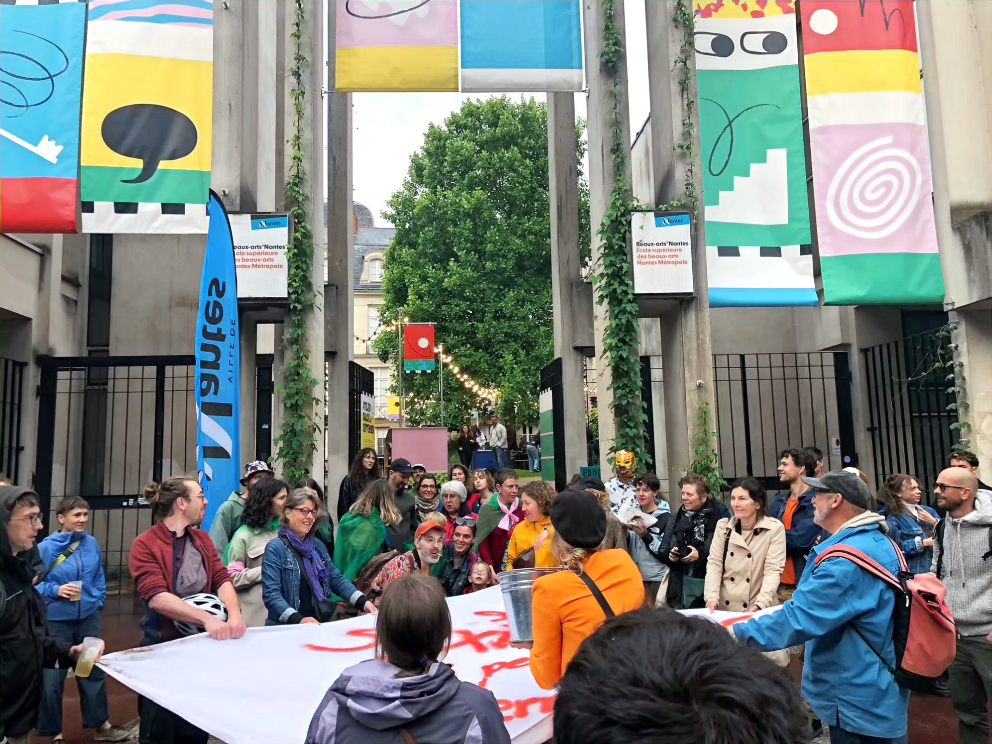 devanture et ouverture de l'atelier dulcie september