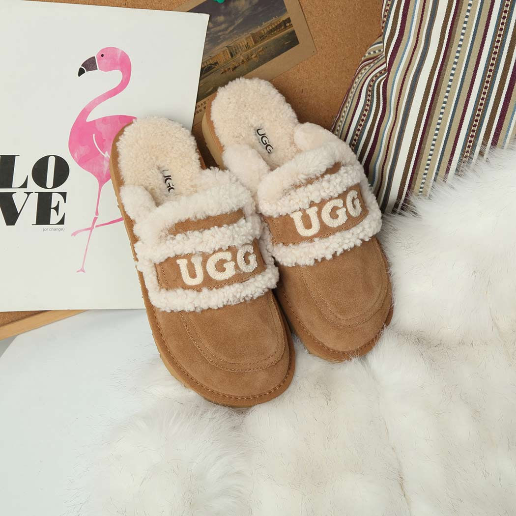 DK UGG Erin Scuff Shearling Slipper DK 143