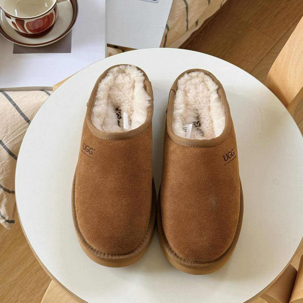 AUSTRALIAN SHEPHERD® Nano Classic Sheepskin Slippers AS2105