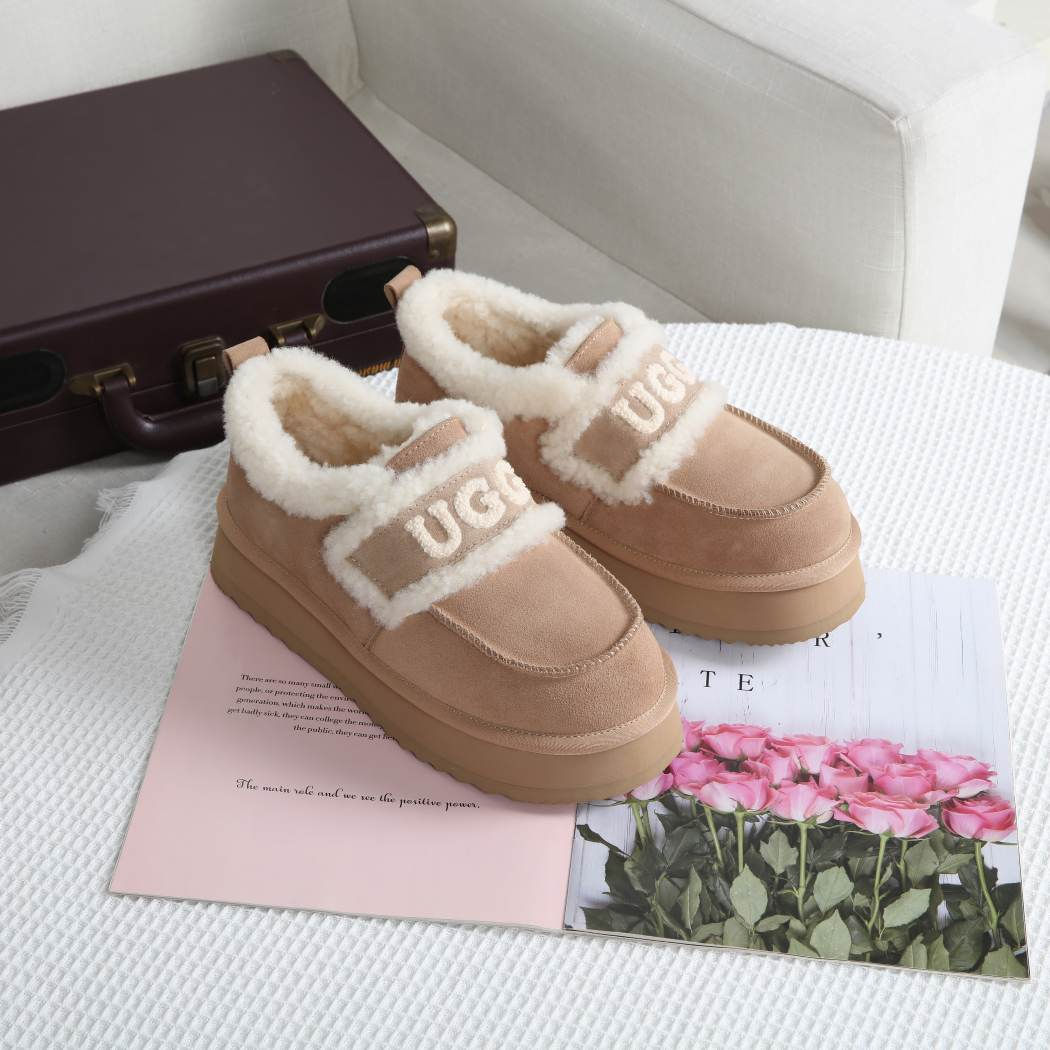 DK UGG Erin Platform Loafer DK 159