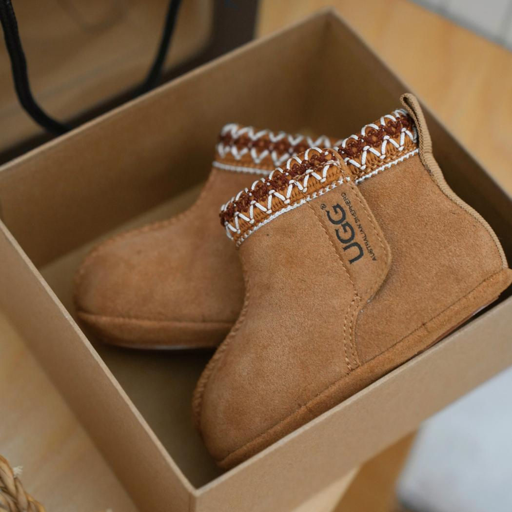 AUSTRALIAN SHEPHERD® Kids UGG Boots – Barney Gift Set AS 3087K