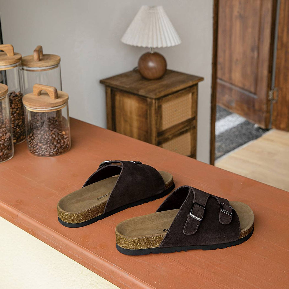 Thumbnail: EVERAU® Adjustable Strap Embossed Slip-on Summer Sandal Slides Alexis EA 2052