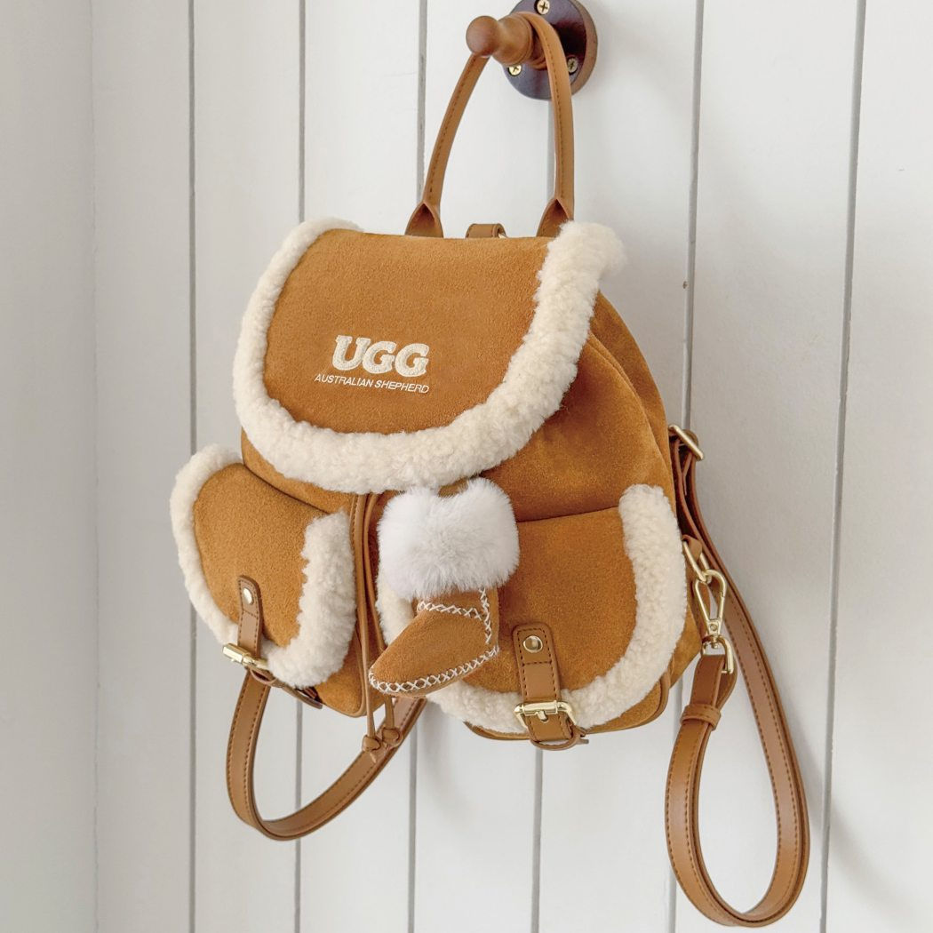 AUSTRALIAN SHEPHERD® Charlie Drawstring Fluffy Wool Backpack ASA 031