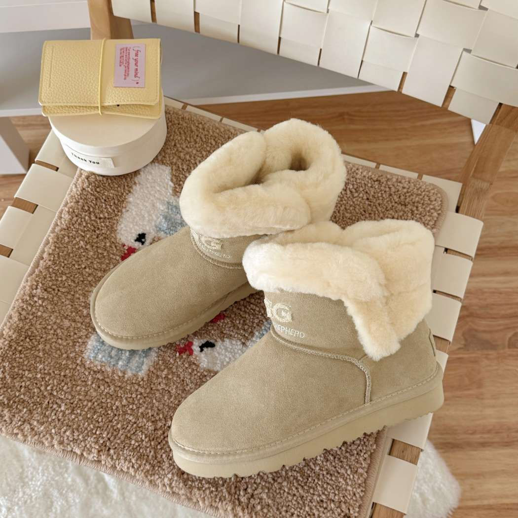 AUSTRALIAN SHEPHERD® UGG Boots Sheepskin Wool Shearling LinedAnkle Oatha AS 3082