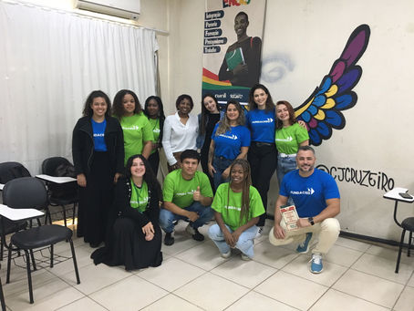 Hoje foi um dia memorável para os jovens do projeto "Aprendizagem É Nois"!