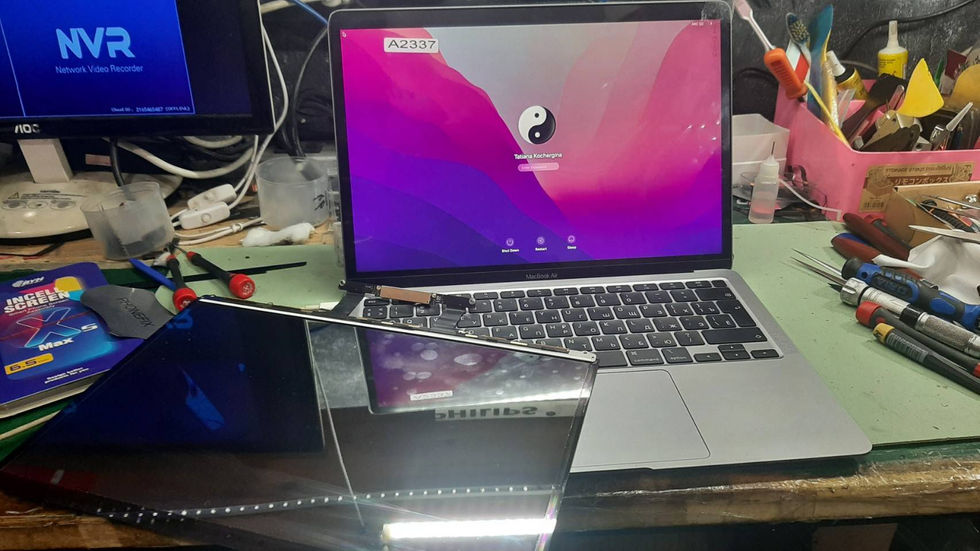 รับซ่อม Macbook ร้อยเอ็ด ลูกค้านำเครื่อง Macook Air A2337 มาเปลี่ยนจอใน
