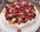 pavlova dort s pistáciovým krémem