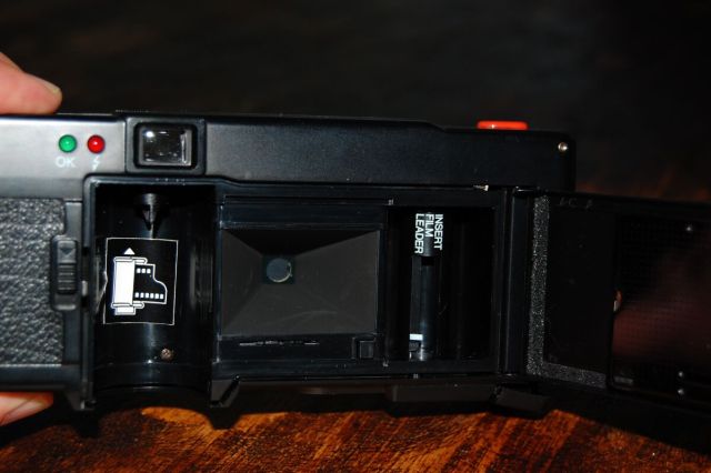 Cette image a un attribut alt vide ; le nom du fichier est Hanimex-35SF-6-1024x681.jpg