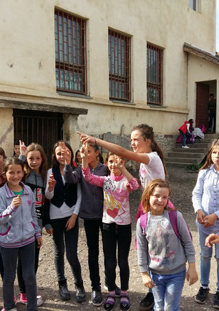 Schulkinder in einer Dorfschule 2018