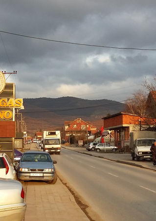 Strassenszene in Gracanica 2018