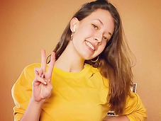 chloe j.PNG