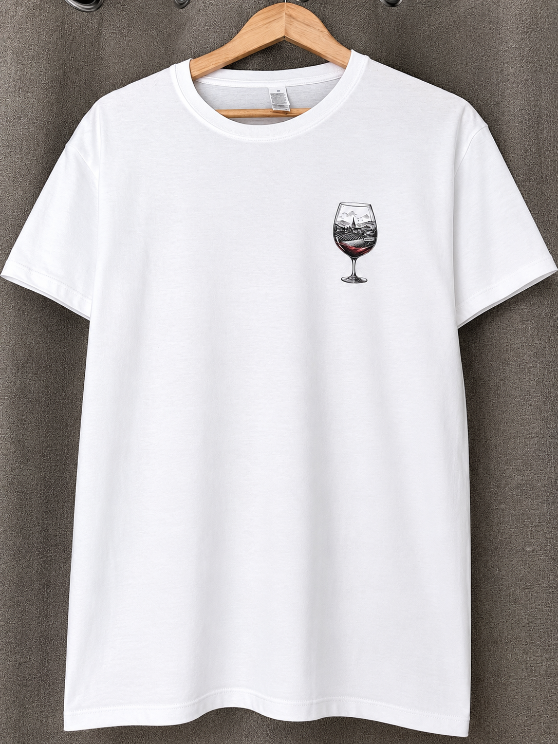 T-shirt Beaujolais blanc avec illustration verre de vin et paysage de vignes