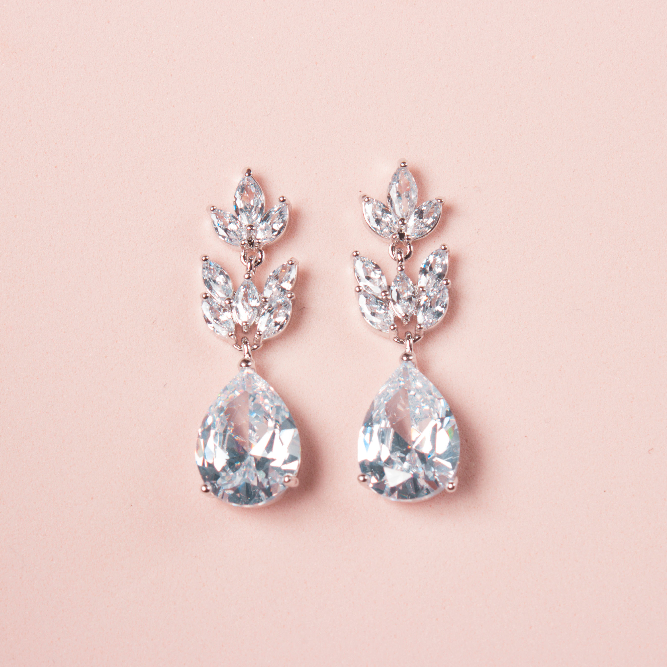 Aretes orgánicos gota plata