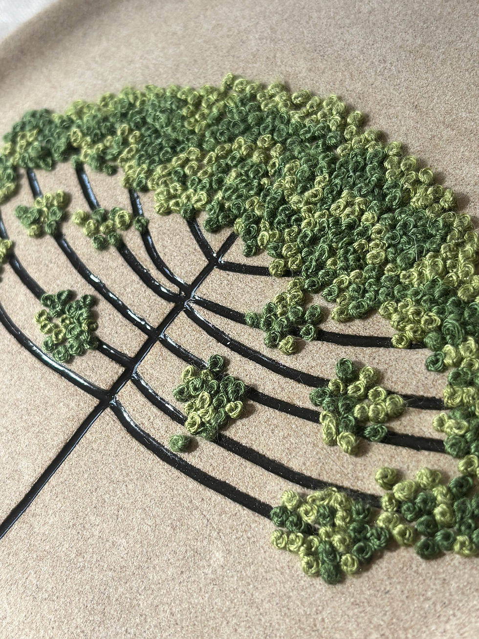 Miniatura: Obra Araucária - Prato