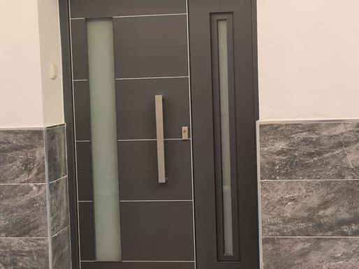 Discover the latest trends in entrance doors