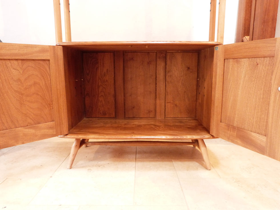 Thumbnail: Ercol Windsor (363) Giraffe Room Divider, Light Finish