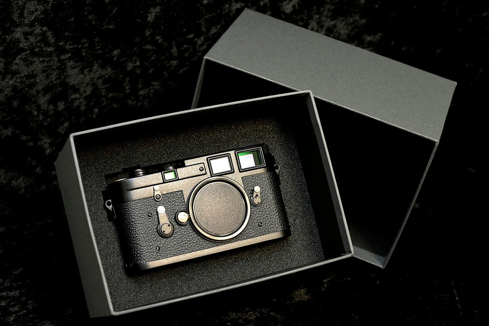 섬네일: Leica M3  Second Type DS / Restored product「Leather Tone Black X Champagne Gold」