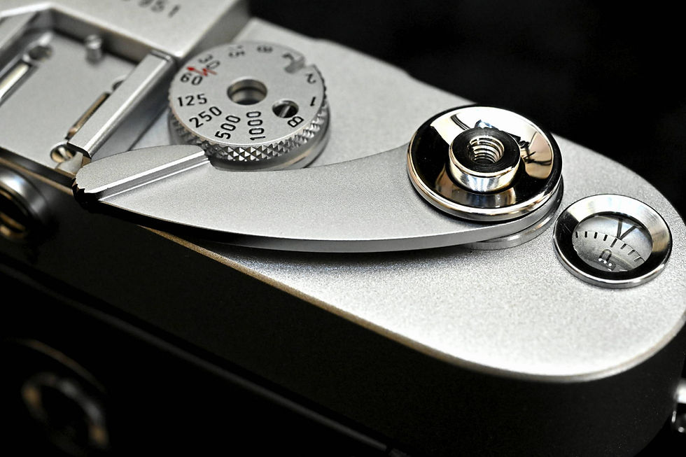Thumbnail: Leica　M3　カスタムオーダーフルレストアシルバークロームリペイント