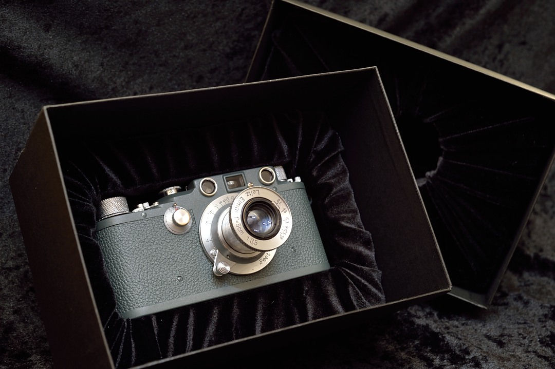 Leica 段付Ⅲc戦中型 ラウフグレーREPAINT + Elmar 1:3.5 f=5cm