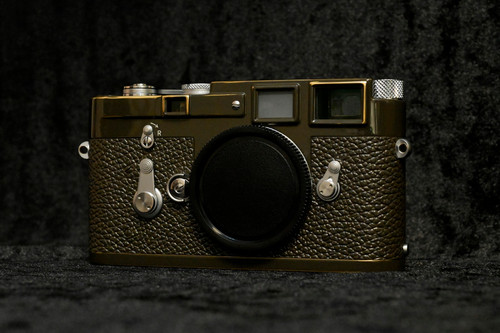 中古 Leica M3用ボトムプレート シルバークローム 裏蓋 中古 Leica M3用ボトムプレート シルバークローム 裏蓋