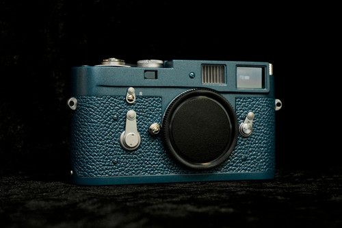 Leica M2 オシャレなブルーグレーボディーのみ Leica M2 オシャレなブルーグレーボディーのみ Leica M2 Blue