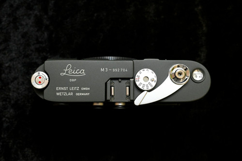 Leica M3 オリーブ色 通常塗装 高品位焼付塗装Repaintサービス | 復刻堂