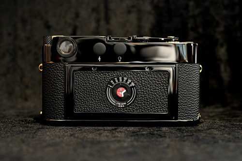 Leica M3 超光沢ピアノブラック ウェザリング仕上げ 高品位焼付塗装