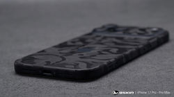 9skin iPhone 17 Pro Black Camo 07