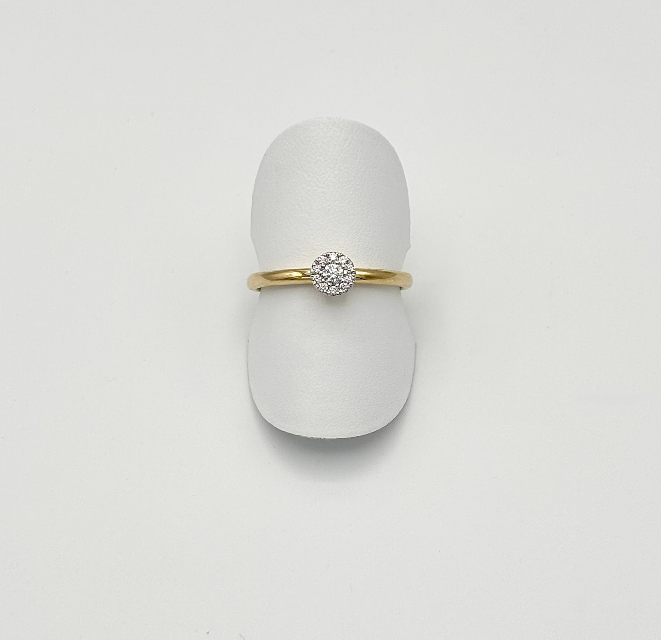 Pas Diamonds Ring