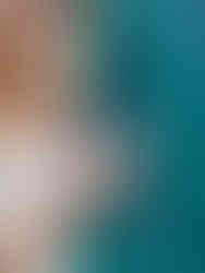 Artist, Ella Slade, being photographed