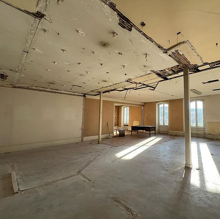 ESPACE JOUR AVANT.JPG