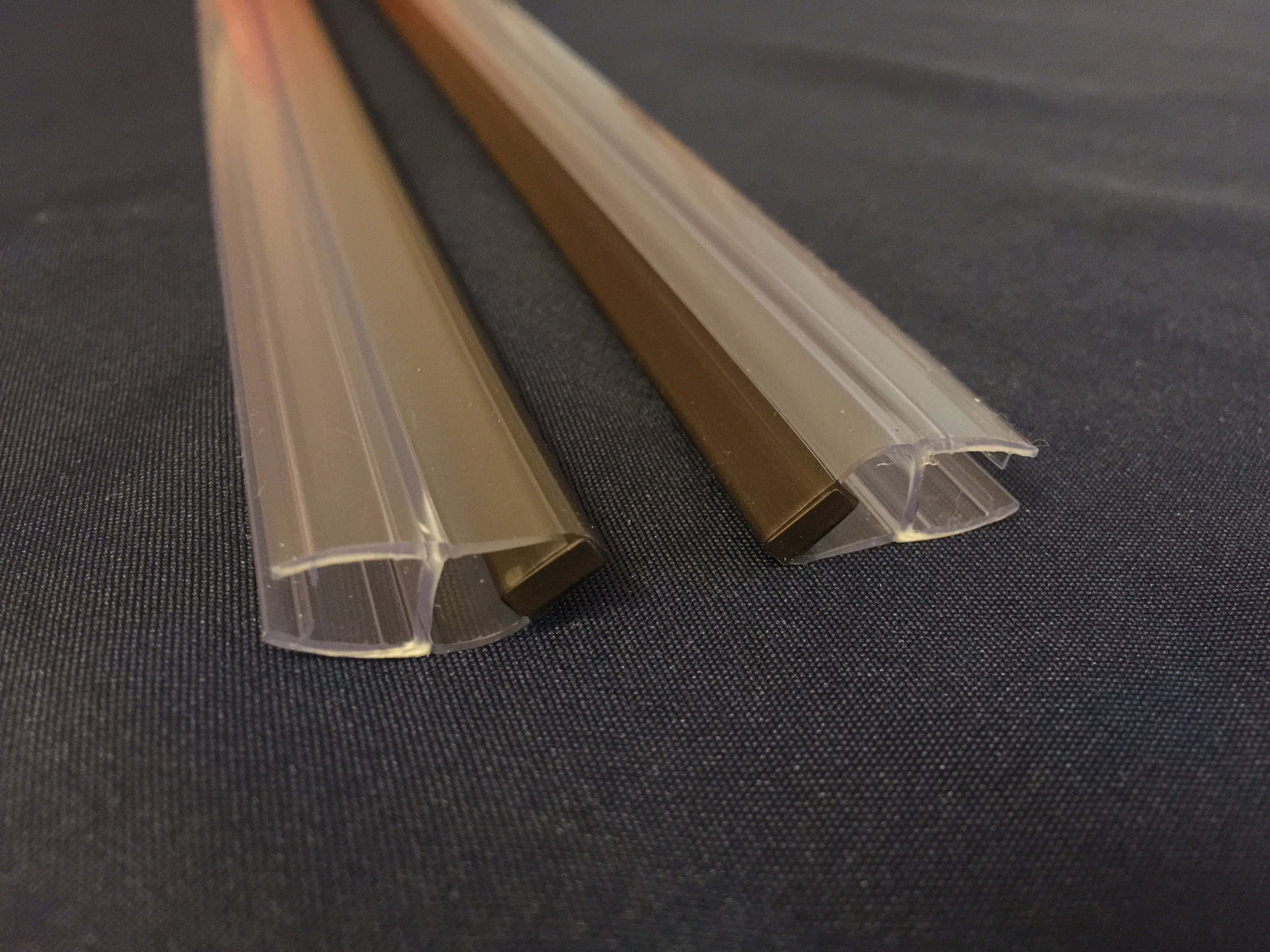 SPARE PARTS DOOR SET TO SUIT 6MM GLASS Majestic Bathroom