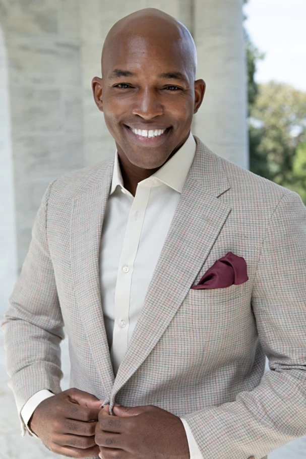 gallery_model_VNf4SK_tUgRC (1).jpeg