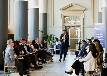 2025 - 4.17 - Entrepreneurship - AlisaFoytik - 108.jpg