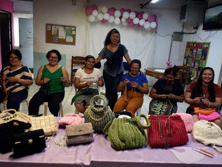 Agenda semanal das Casas da Mulher conta com diversas oficinas e roda de conversa
