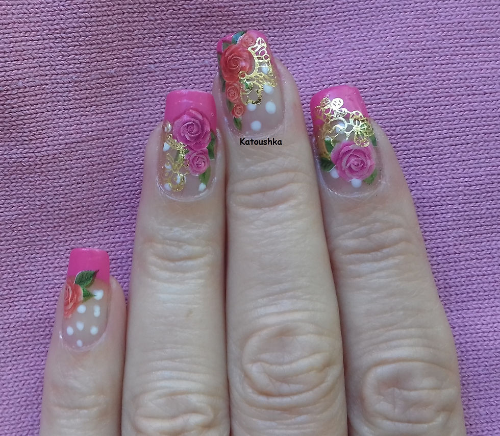 French manucure, polka dot et water decal - Partenariat Lashes Nails