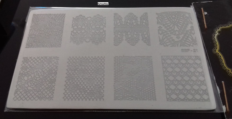 Plaques stamping