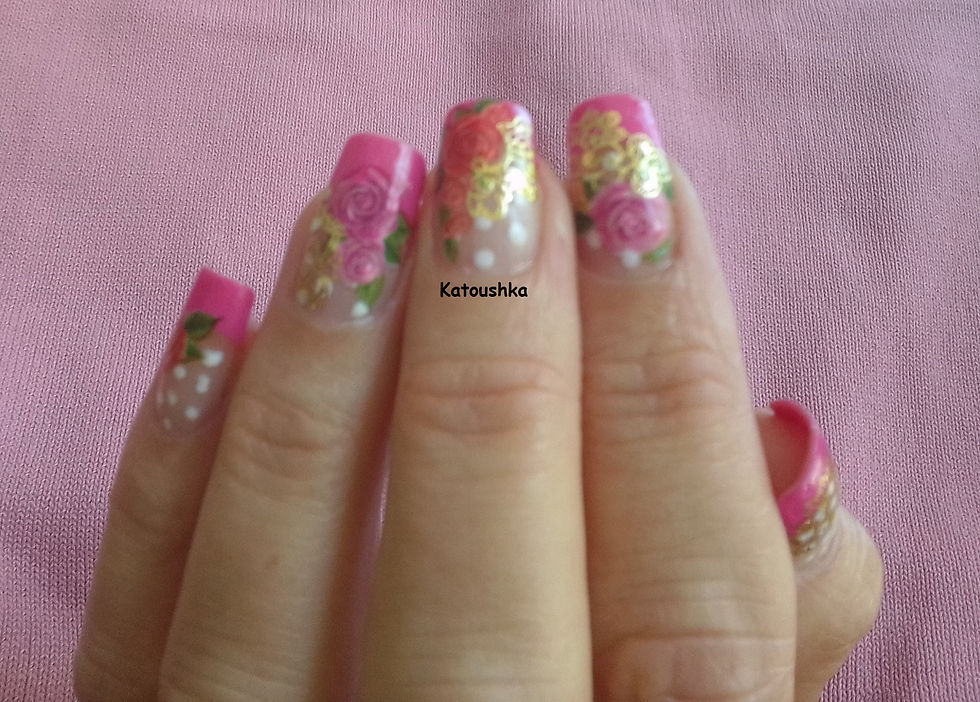 French manucure, polka dot et water decal - Partenariat Lashes Nails