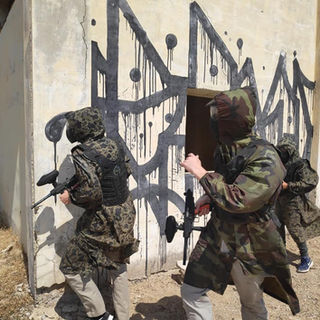 פיינטבול בים המלח.jpg