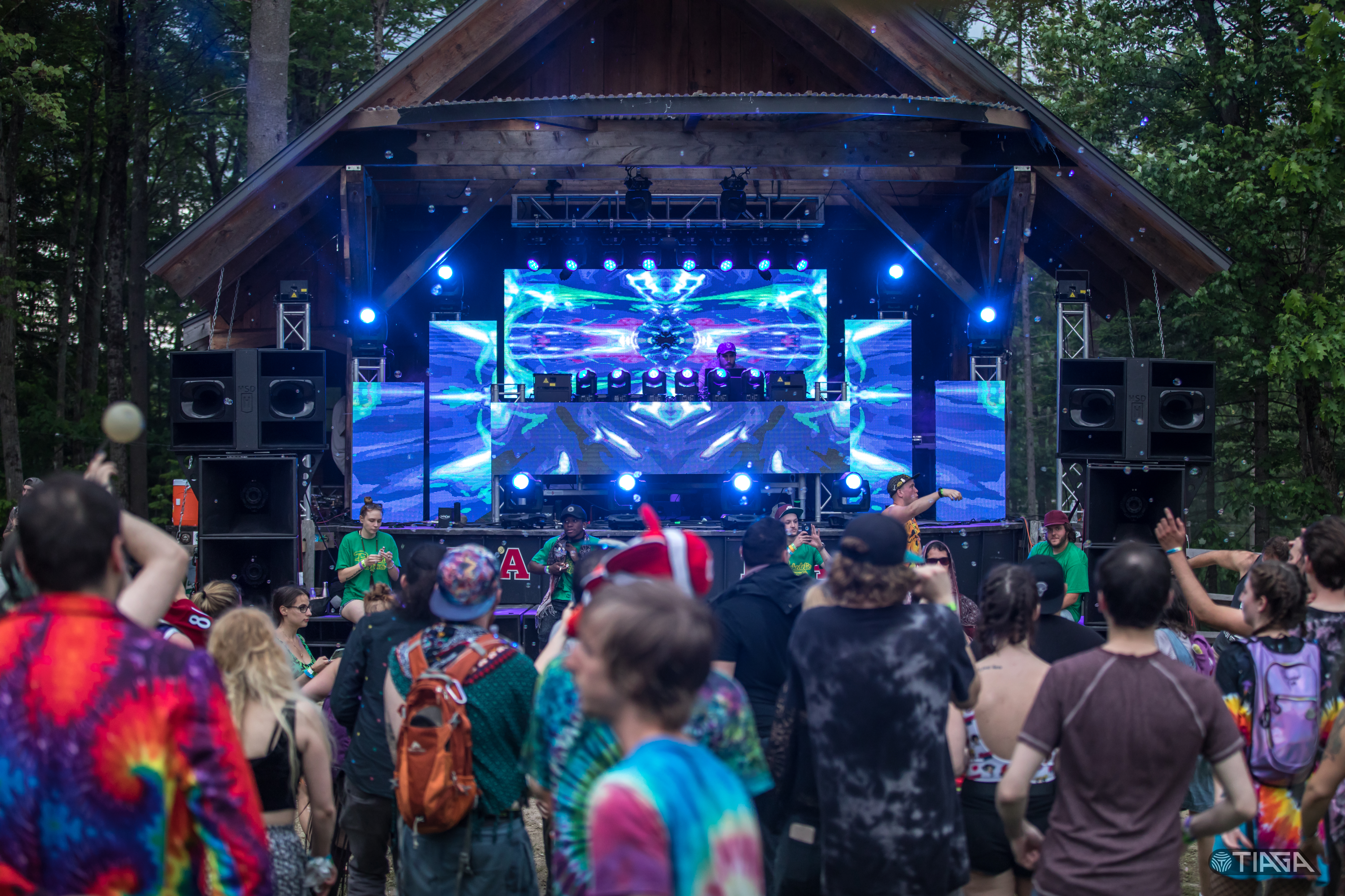 Lighting Designer, Event Lighting, Concert Lighting, Videowall, VJ, Hennessey Sound Design, Sound En