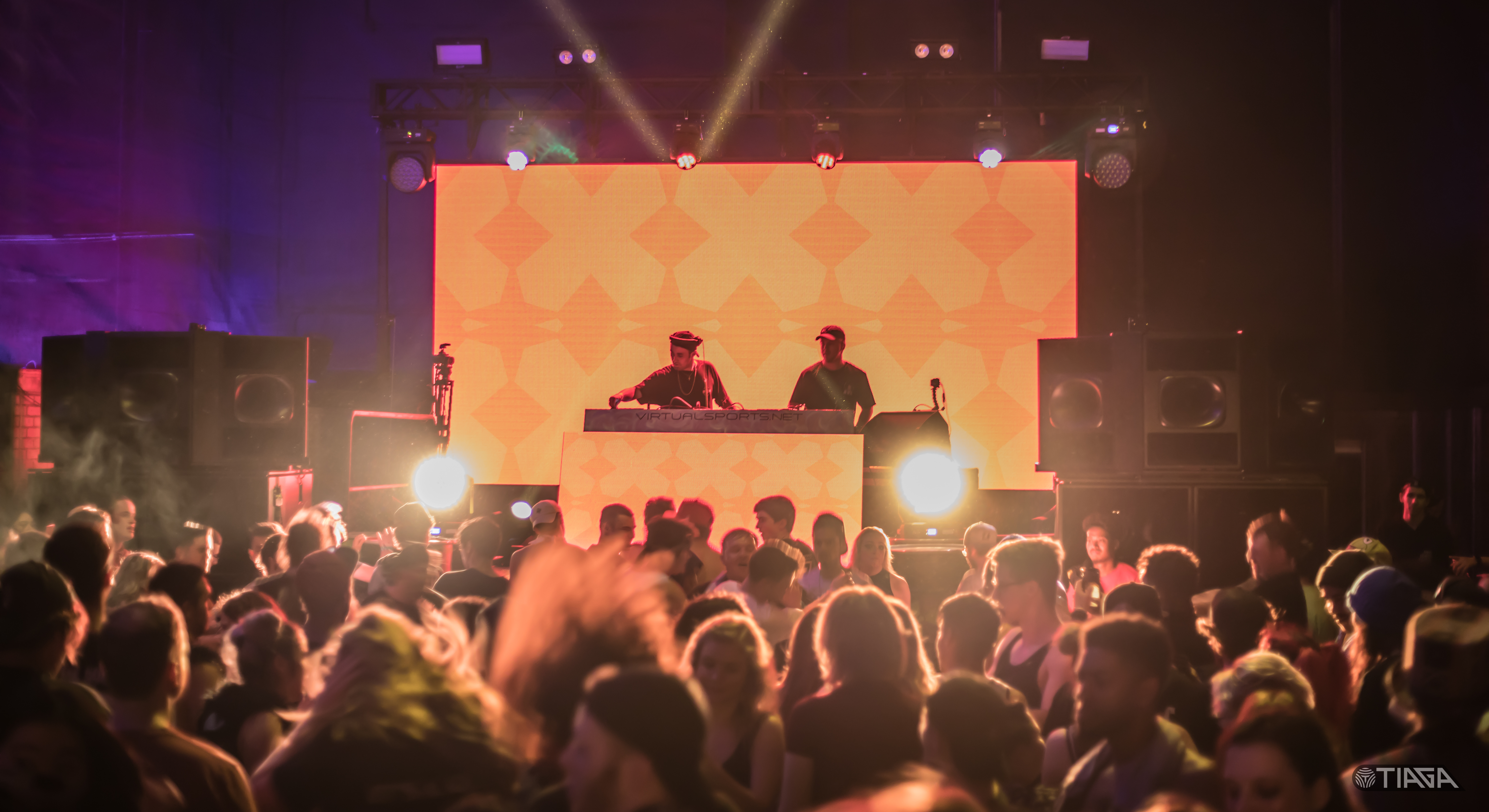 Lighting Designer, Event Lighting, Concert Lighting, Videowall, VJ, Hennessey Sound Design, Sound En