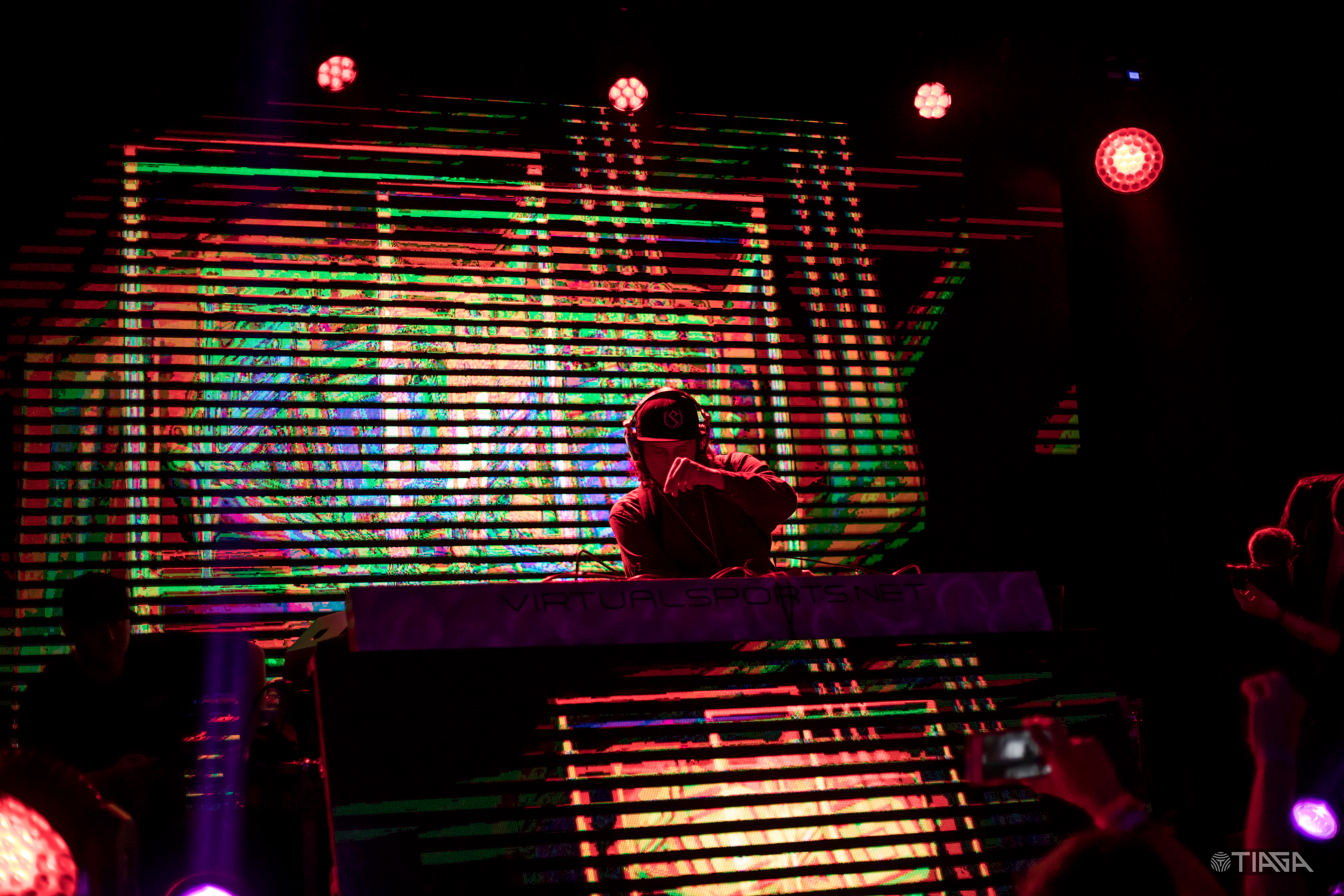 Lighting Designer, Event Lighting, Concert Lighting, Videowall, VJ, Hennessey Sound Design, Sound En
