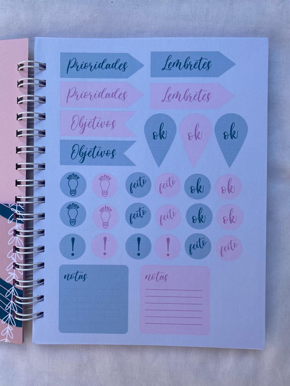 Miniatura: Caderno Colegial - Coleção Florescer