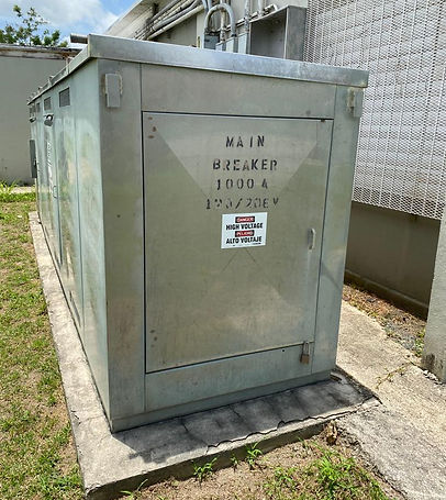 Reparacion y mantenimiento de transclosure banco de transformadores