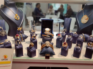 الذهب يشهد ارتفاعًا في إسطنبول