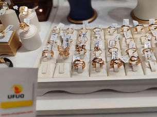 الذهب يتراجع نسبيًا في سوق إسطنبول 