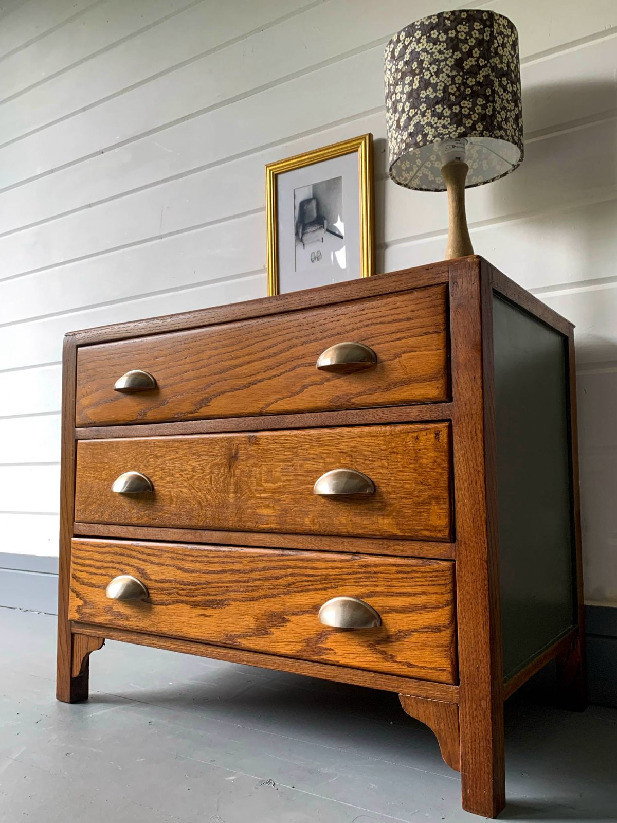 Small chest of drawers
